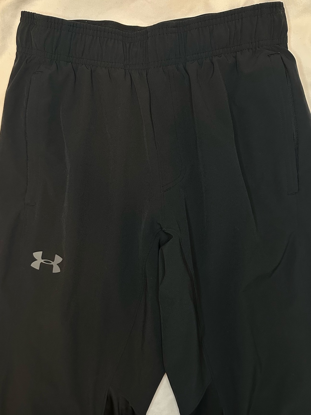 Under Armour Mens Black Athletic Jogger Pants Size Small Tapered Training